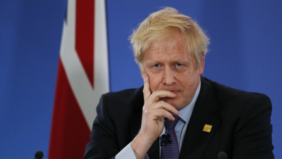 Премьер Британии Джонсон заявил об обеспокоенности ситуацией вокруг Украины