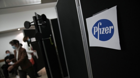 В компании Pfizer рассказали об эффективности таблеток от COVID против омикрон-штамма