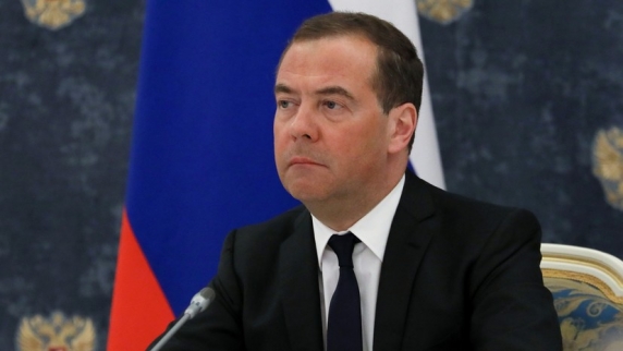 Медведев: энергосотрудничество ЕС и России испорчено или заморожено надолго