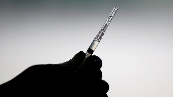 CTV: Половина жителей Канады старше 12 лет прошли вакцинацию от COVID-19