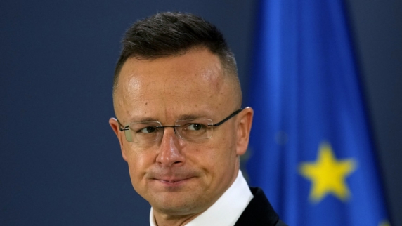 Глава МИД Венгрии заявил о колоссальном вреде Европе из-за санкций