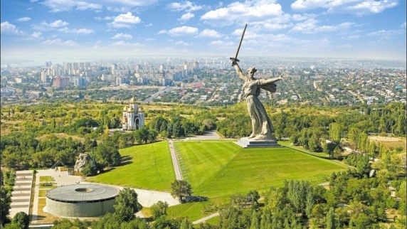 В Волгограде приступили к масштабной реставрации монумента «Родина-мать»