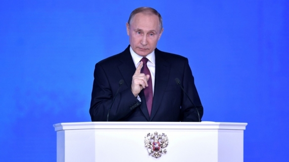 Владимир Путин потребовал сформировать цивилизованную и безопасную систему переработки отх...