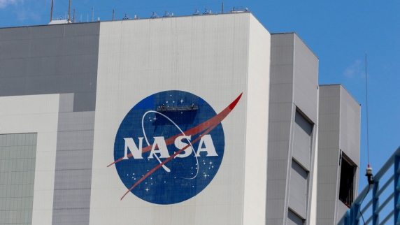 В <b>NASA</b> заявили об отсутствии планов по запускам для съёмок кино в космосе