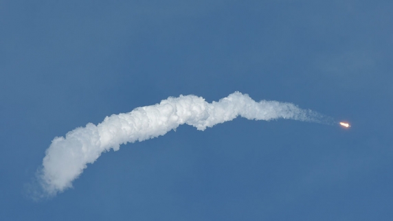 Компания SpaceX запустила ракету Starship с космодрома в США