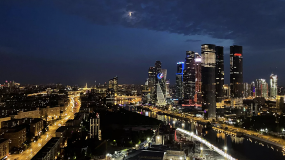 Синоптик назвал прошедшую ночь в Москве рекордно тёплой для 7 ноября