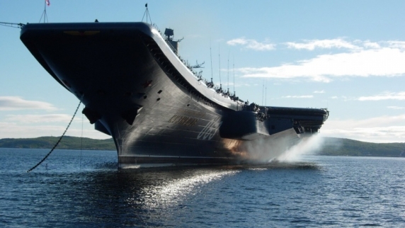 Минобороны РФ: российские корабли в эскорт-услугах не нуждаются
