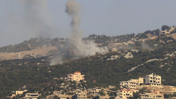 Армия Израиля наносит артиллерийские удары по территории Сирии
