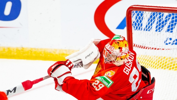 Российские и швейцарские хоккеисты повздорили во время матча МЧМ-2022