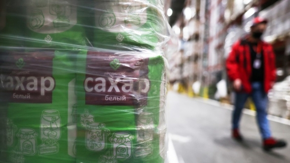 Специалист по потребрынку Ломакин-Румянцев прокомментировал ситуацию с торговлей сахаром