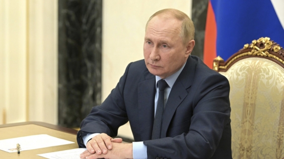Путин заявил, что отношения России и Евросоюза сильно деградировали