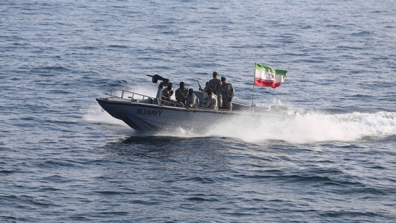 Иранский корабль загорелся в Персидском заливе
