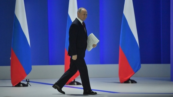 ВЦИОМ: 78% смотревших послание Путина россиян считают его искренним