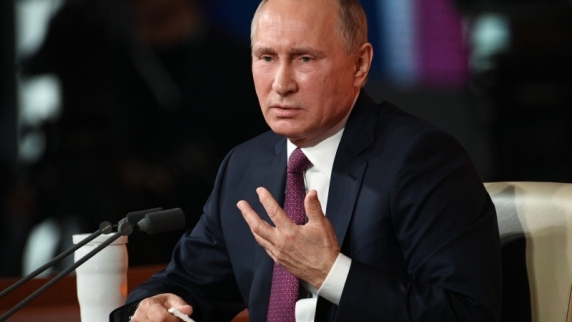 Путин объяснил <b>отказ</b> общаться с Порошенко