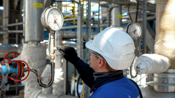 Путин принял участие в запуске производства на Амурском газоперерабатывающем <b>завод</b>е