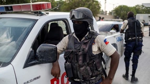 Reuters: На <b>Гаити</b> попросили ООН направить войска в страну