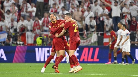 Форвард «Ромы» Дибала открыл счёт в финале Лиги Европы с «Севильей»