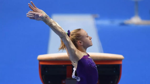 Гимнастка Листунова сообщила, что будет ждать допуска на международные старты