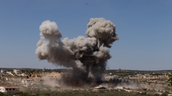 ЦПВС: ВКС России нанесли три авиаудара по складу боеприпасов боевиков в Сирии