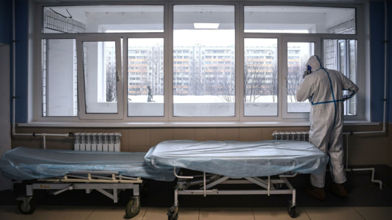 За сутки в России умерли 1224 человека с коронавирусом