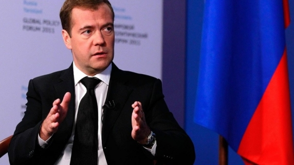 Дмитрий Медведев: Западные <b>санкции</b> против нашей страны больнее бьют именно по ЕС