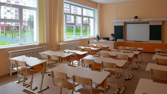 В Хабаровском крае и Томской области учителя ударили школьников