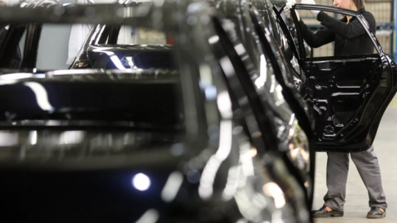 Первой моделью на бывшем заводе Nissan станет Lada X-Cross 5