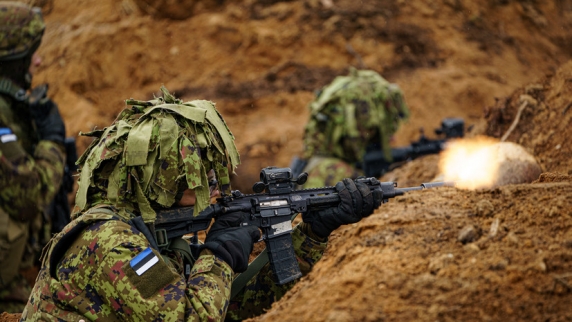 ERR: новое правительство Эстонии увеличит расходы на оборону до трёх процентов от <b>ВВП</...
