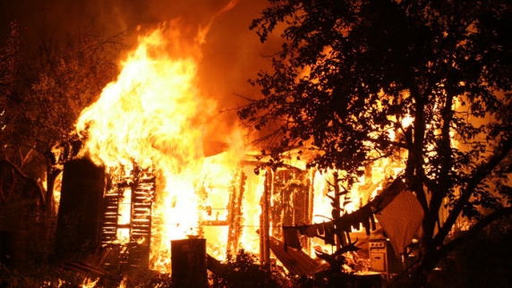 Вероятной причиной пожаров в Волгоградской области названы <b>поджог</b>и