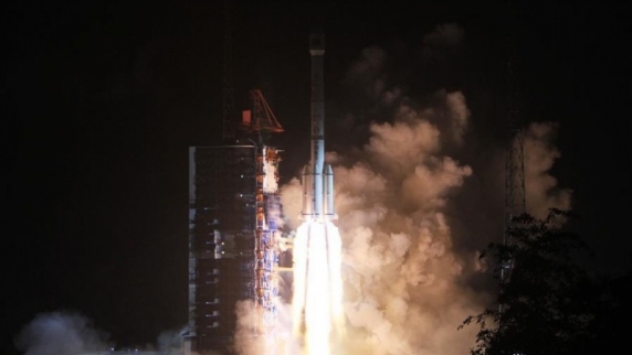 Россия вывела на расчетную орбиту первый спутник связи Анголы