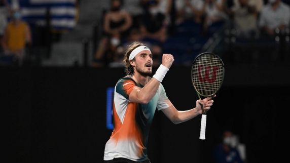 Четвертьфинальный матч Australian Open Синнер — Циципас прерван