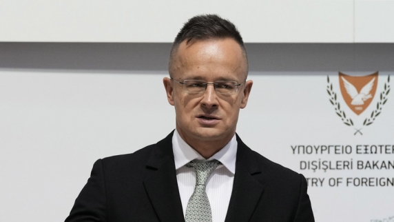 Глава МИД Венгрии Сийярто заявил, что ожидает трудную подготовку к зиме в Европе