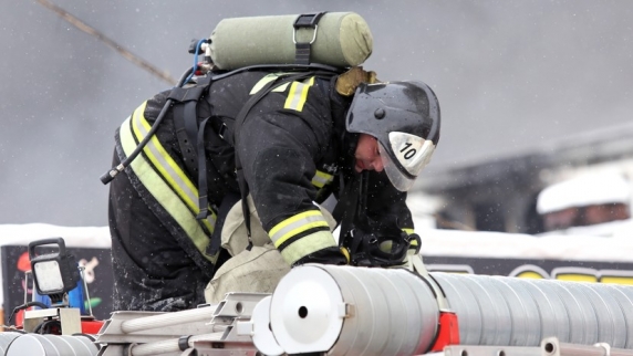Пожар на складе со стройматериалами на рынке «Синдика» в Подмосковье потушили