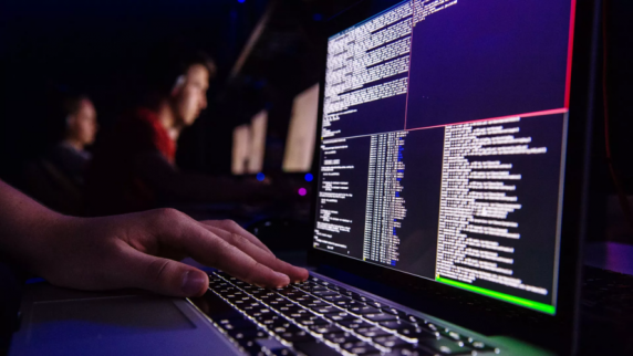 Более 6000 хакерских атак отразили на систему ДЭГ во второй день выборов в Москве