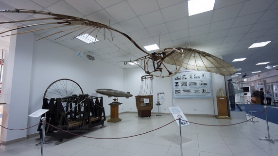В Третьяковской галерее выставлен единственный в мире аппарат-махолет «Летатлин»