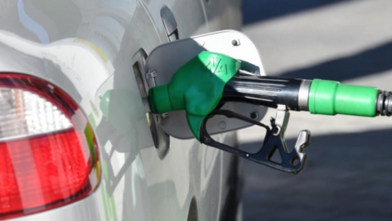 Новак: премиальное топливо разрешат продавать на АЗС только при наличии обычного