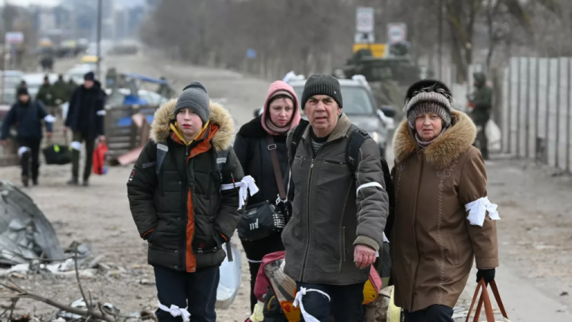 За минувшие сутки границу с Россией в Ростовской области пересекли более 15 тысяч беженцев