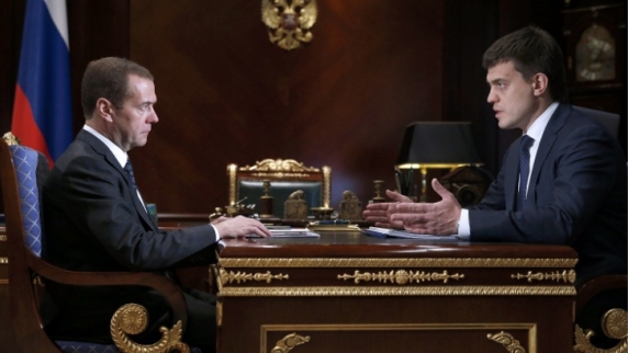 Дмитрий Медведев обсудил с главой ФАНО выполнение поручения об обеспечении ученых <b>жилье...