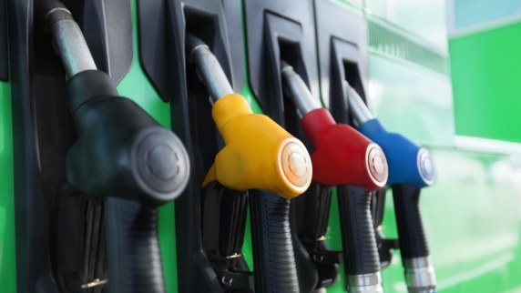 Новак: цены на все виды топлива на АЗС не должны расти выше инфляции