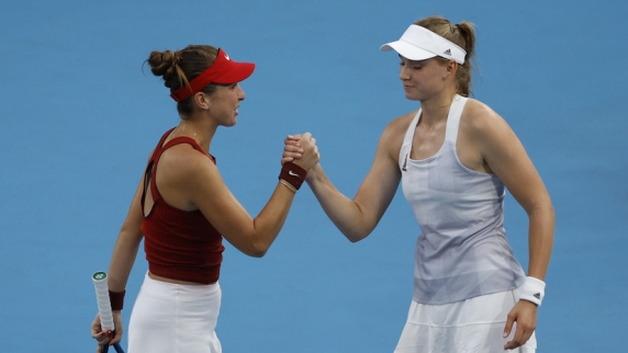 Бенчич и Вондроушова сыграют в финале теннисного турнира Олимпиады