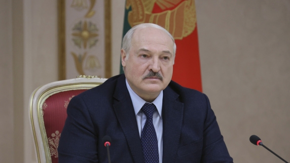 Власти Камчатки пригласили Лукашенко покататься на лыжах и побывать на вулкане