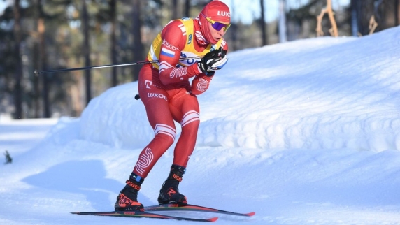 Большунов поднялся на третье место в общем зачёте «Тур де Ски»