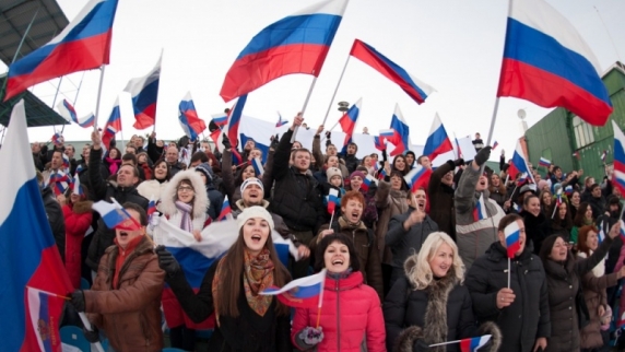 Половина россиян готовы голосовать за "Единую Россию", показал <b>опрос</b>