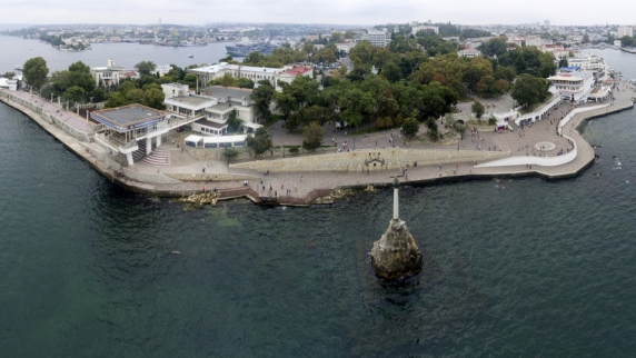 Крым принял более 330 тысяч туристов в майские праздники