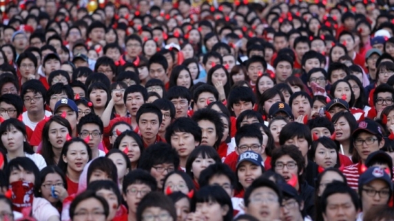 Население Китая в 2016 году выросло до 1,382 миллиарда человек