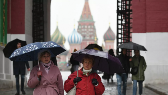 Синоптик Тишковец спрогнозировал относительно прохладный май в Москве
