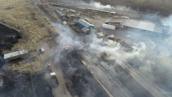 В <b>МЧС</b> России сообщили о пожаре на свиноферме в Хакасии