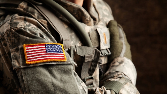 Fox News назвал тревожной тенденцией снижение уровня доверия американцев к своей армии