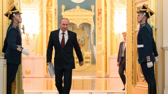Владимир Путин огласит ежегодное <b>Послание</b> Федеральному Собранию