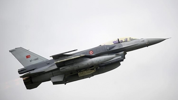 <b>Дамаск</b> пообещал сбивать нарушившие границу военные самолеты Турции